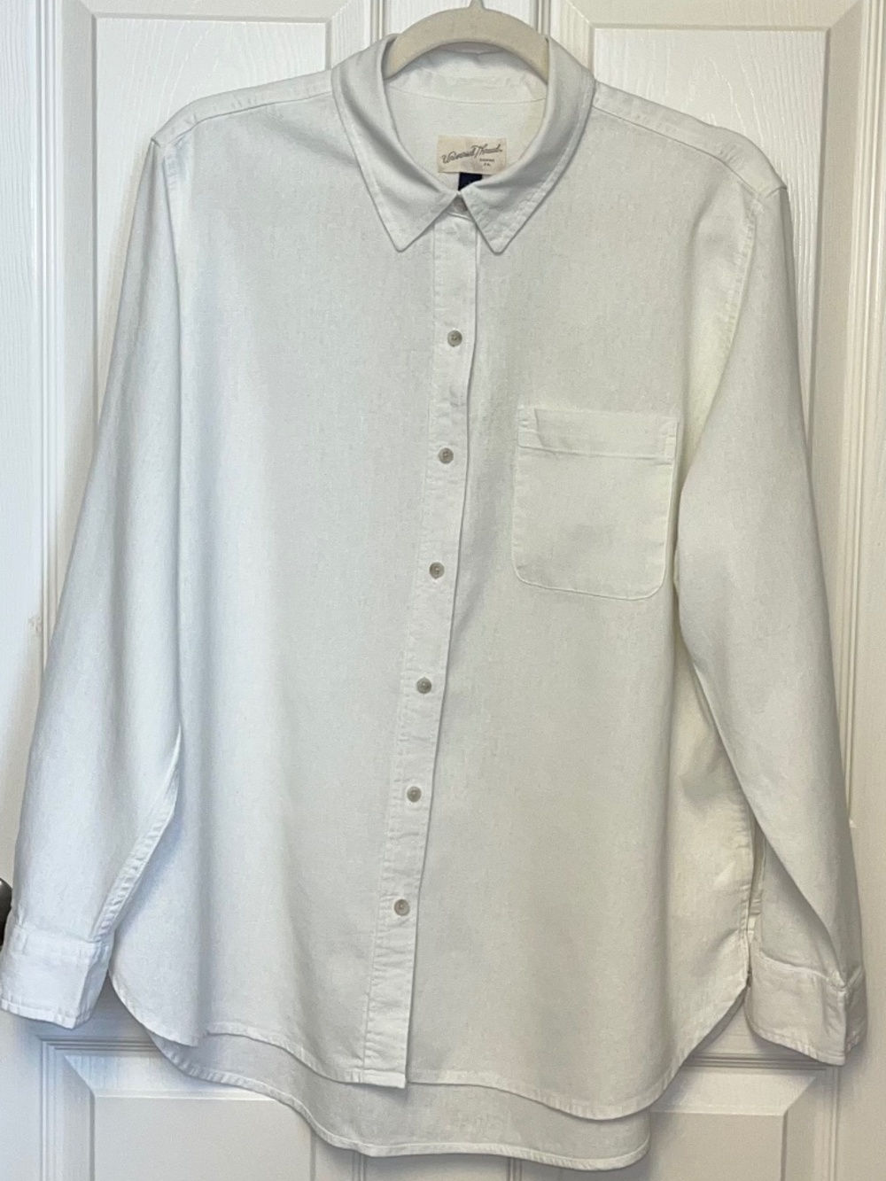 Universal Thread Women’s Long Sleeve Shirt Classic White Linen Blend L